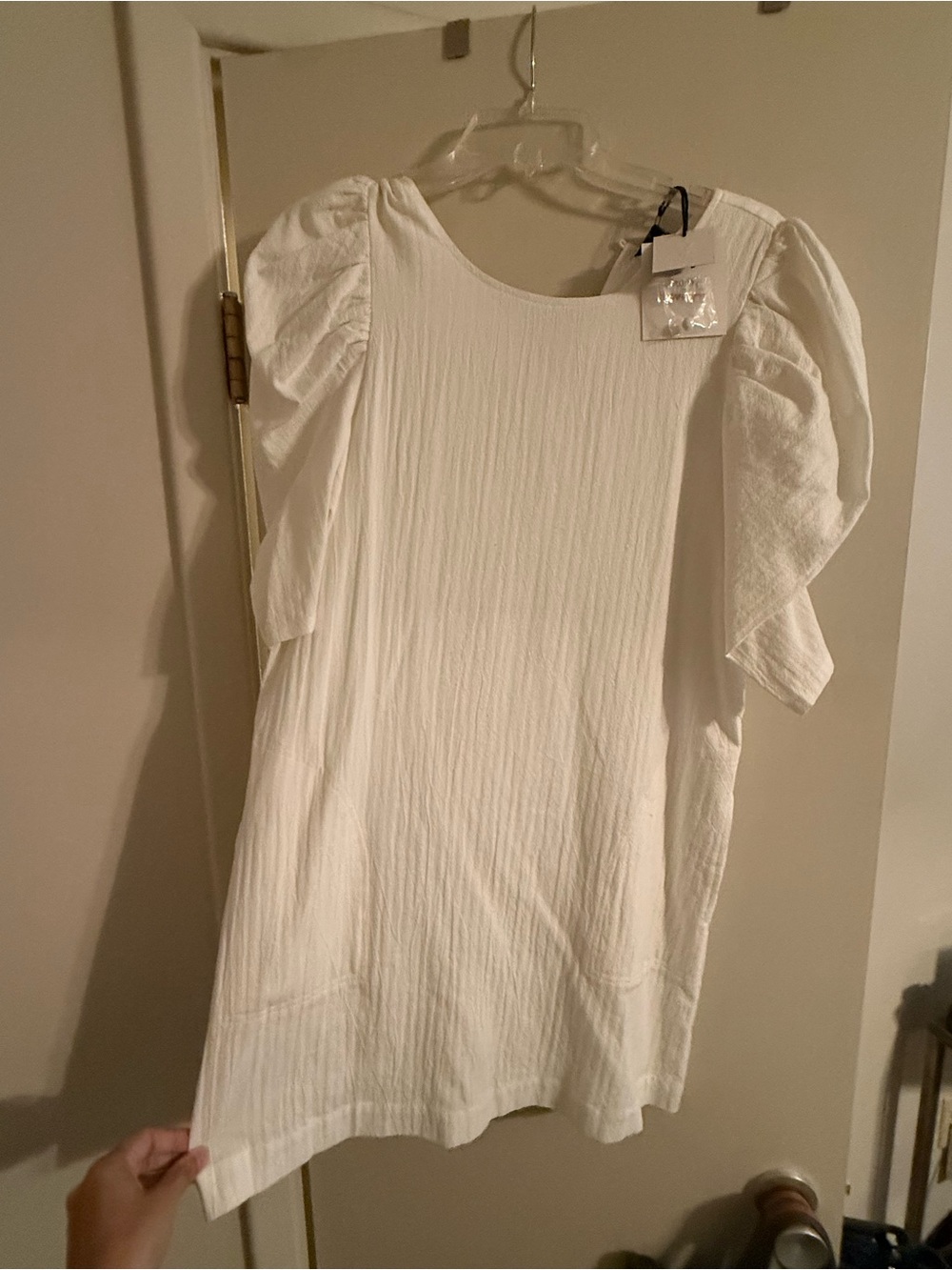 Very J White Puff-Sleeve Dress